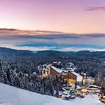 For 6 In Flora Main Building - Prime Location! Borovets