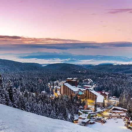 For 6 In Flora Main Building - Prime Location! Borovets