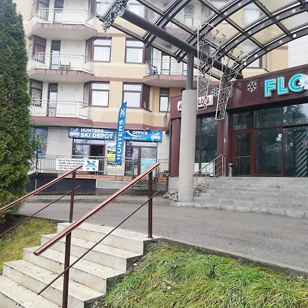 For 6 In Flora Main Building - Prime Location! Borovets