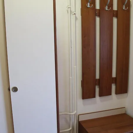 For 6 In Flora Main Building - Prime Location! Апартаменты Боровец