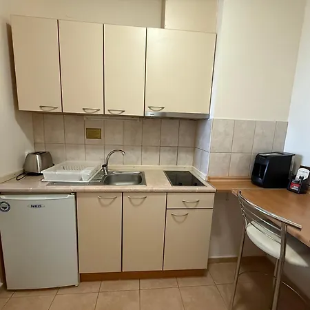 Apartament For 6 In Flora Main Building - Prime Location! Borowec