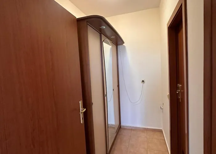 For 6 In Flora Main Building - Prime Location! Appartement Borovets