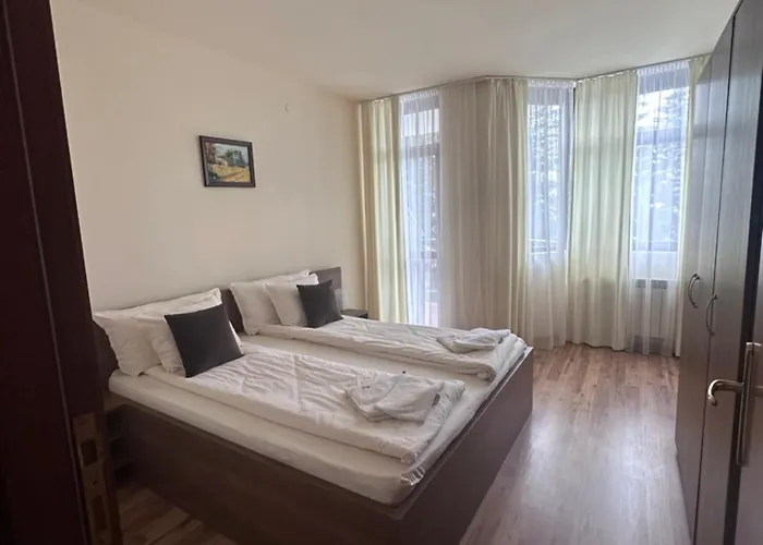 For 6 In Flora Main Building - Prime Location! Apartment Borovets